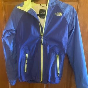 The North Face Women’s Windbreaker Jacket